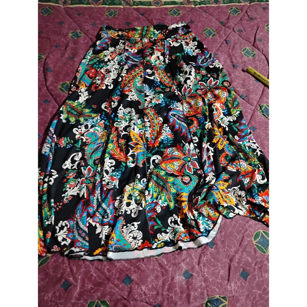 Est,1946 Bohemian maxi long Skirt Black, Multicolor paisley and floral print M
